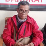 Orang tua Arya Saputra saat menjemput jasad anaknya di Rumah Sakit FMC Bogor (Egi AM/rasioo.id)