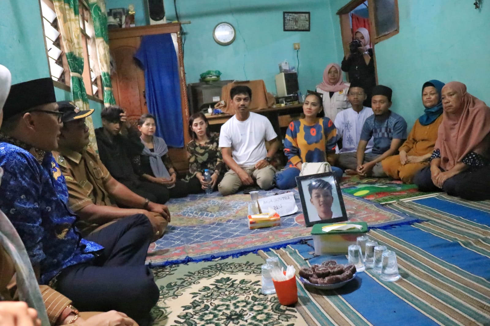 Iwan Setiawan ke Rumah Arya Saputra Iwan Setiawan ke Rumah Arya Saputra