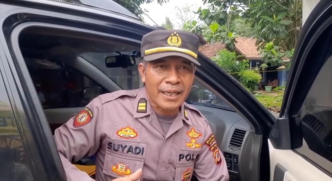 Mayat Dalam Koper Merah