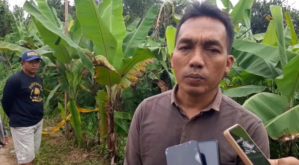 Mayat dalam koper merah