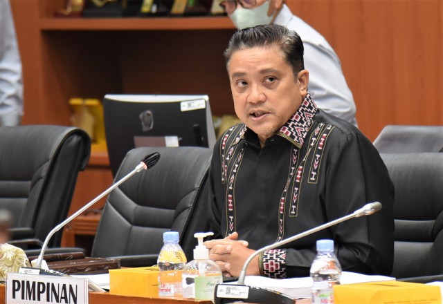 dede yusuf Waki Ketua Komis X DPR RI Dede Yusuf