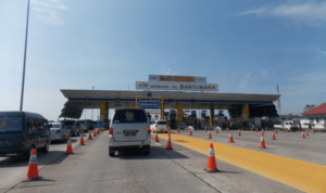 Gerbang tol Banyumanik