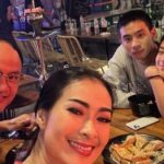 Iis Dahlia dan keluarga [Instagram Iis Dahlia]