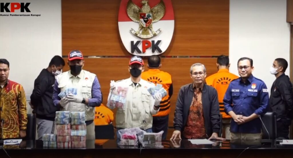 Kasus Korupsi Bupati Meranti