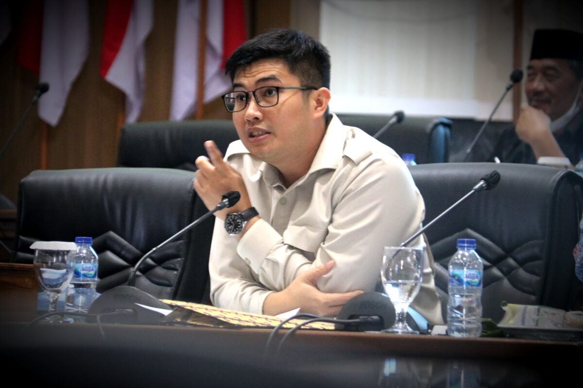 Sastra Winara Ketua Komisi II DPRD Kabupaten Bogor, Sastra WInara