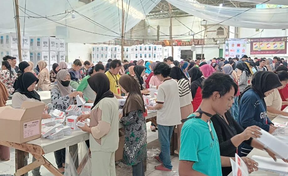 Pelipatan kertas suara