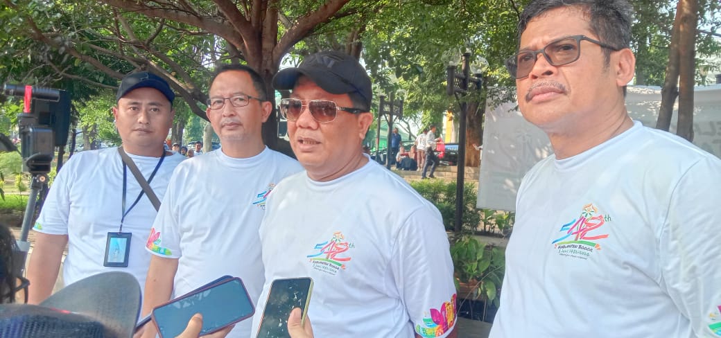 Tebar Ikan, Tanam Pohon dan Bersih-bersih Semarakkan Hari Jadi ke-542