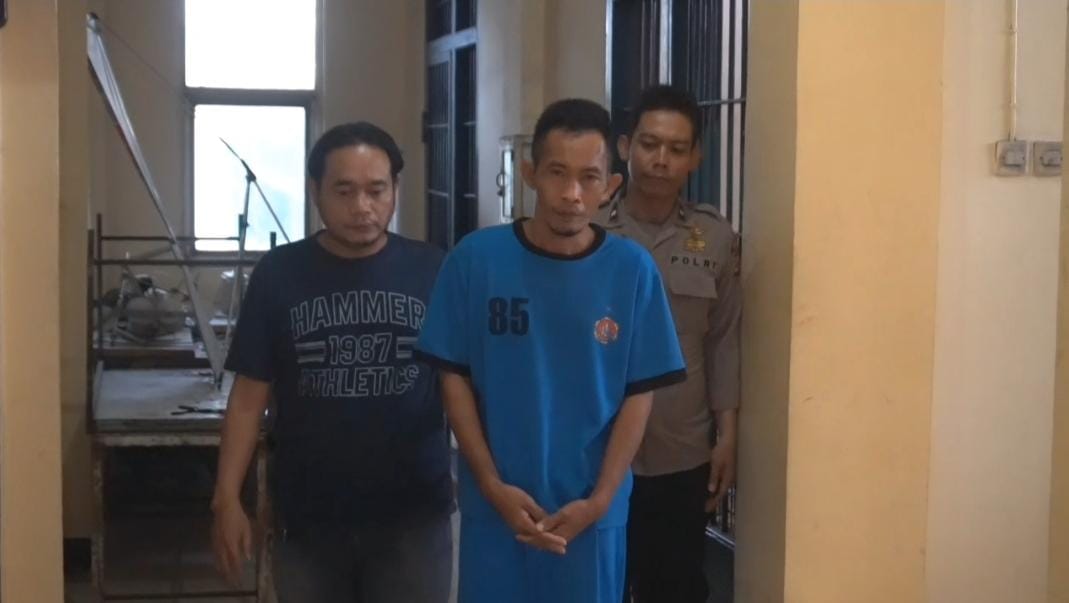 Uang palsu