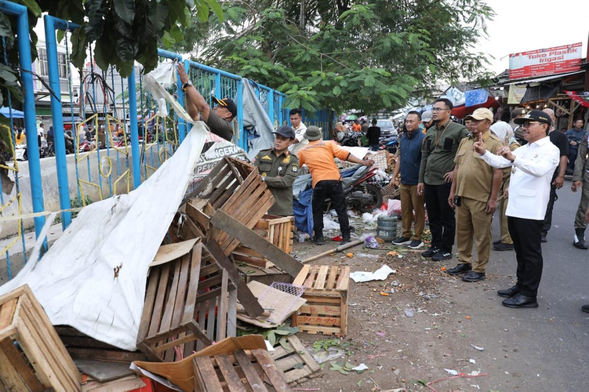 Penertiban PKL di pasar anyar dan sipon kota Tangerang.