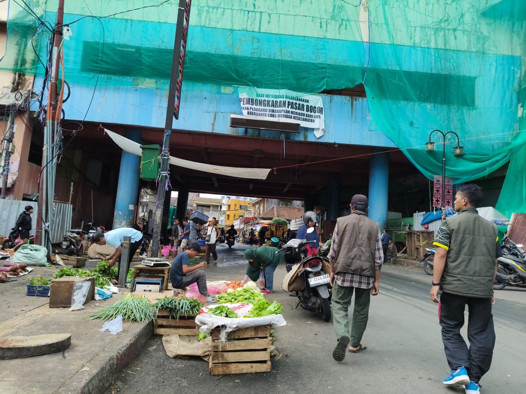 Pedagang Kaki Lima di pasar Plaza Bogor
