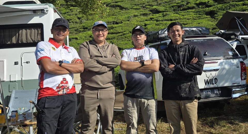 Ketua DPRD Kabupaten Bogor, Sastra Winara bersama anggota komisi II DPRD