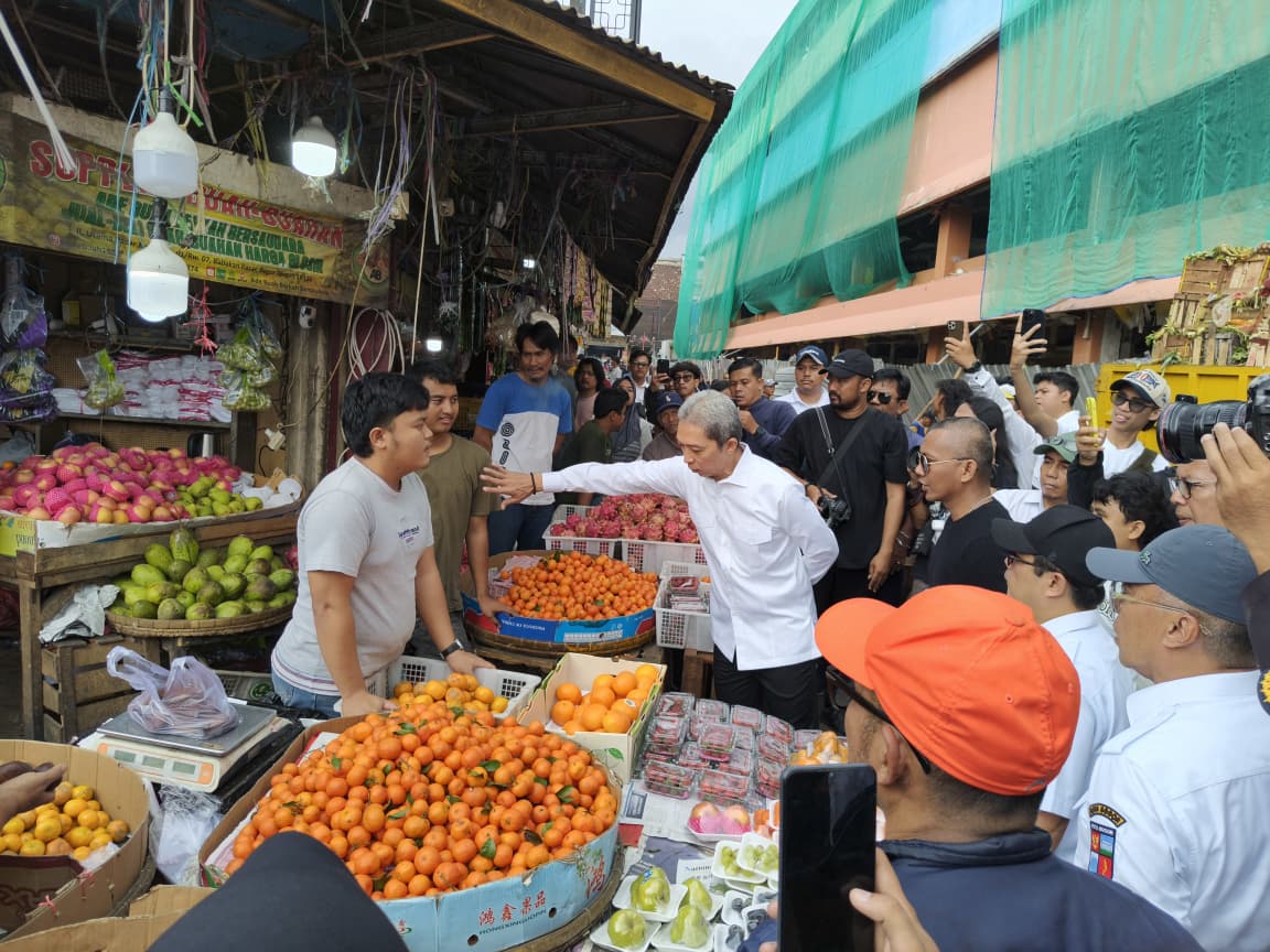 Pemerintah Kota saat tinjau Pedagang kaki lima di pasar plaza Bogor dan pasar Bogo