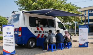 Layanan SIM keliling di siang hari