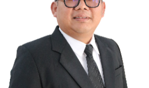 Kepala Dinas, Dr. RUSLIANDY, S.STP., M.Si., M.E.